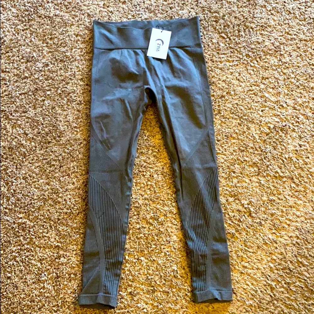 Zyia performance hi rise legging